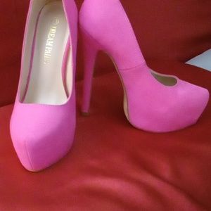 Woman's platform Stiletto